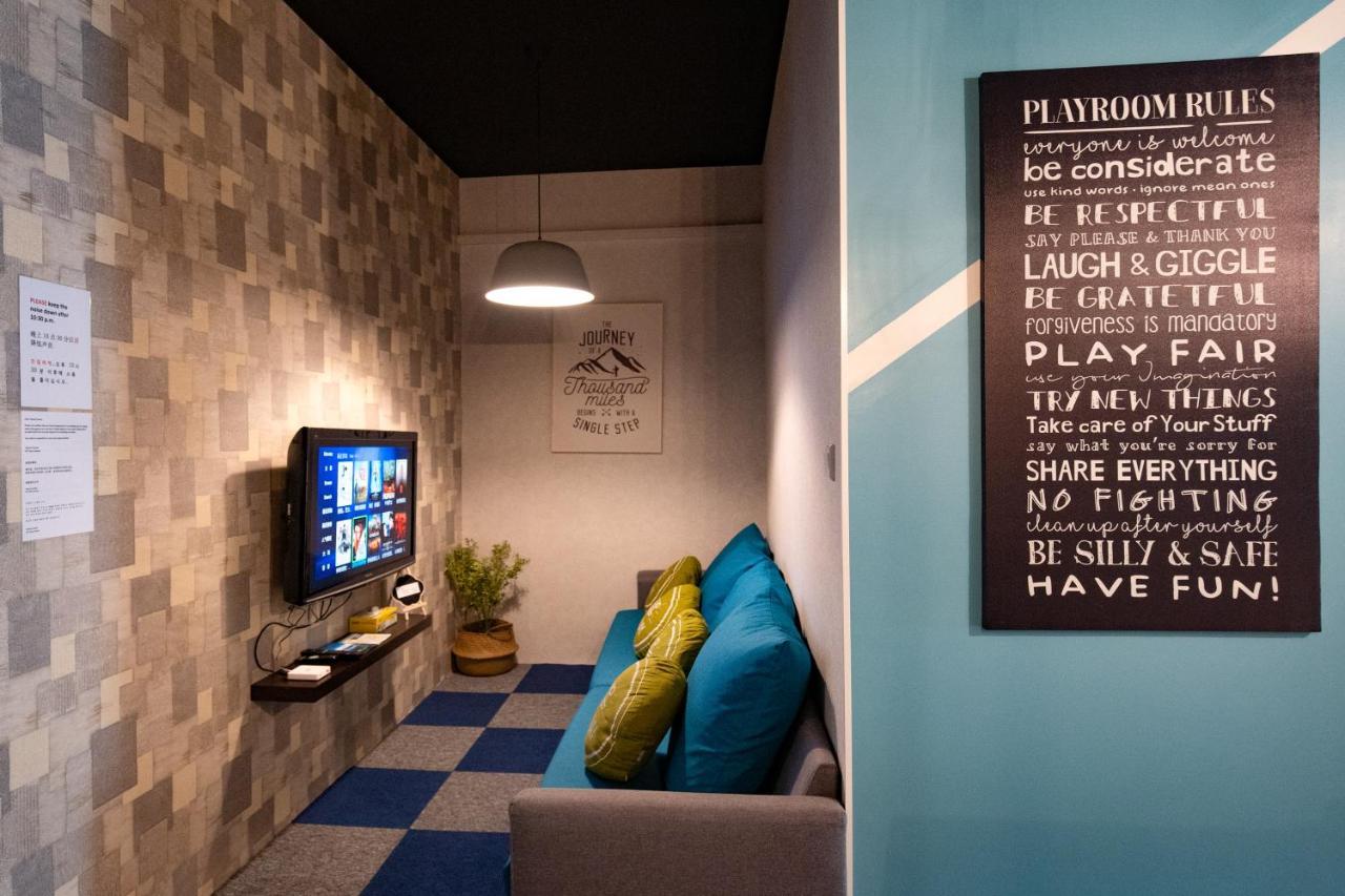 Vibrant Hostel Кота-Кинабалу Экстерьер фото